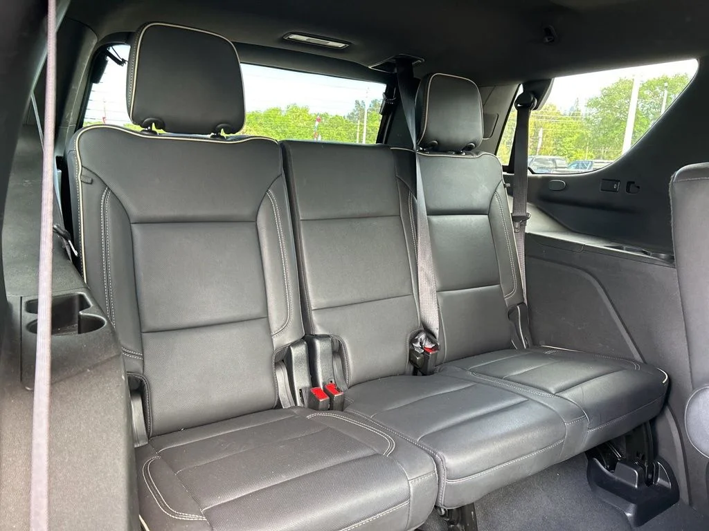 Used 2023 Onyx Black GMC SLT image 51