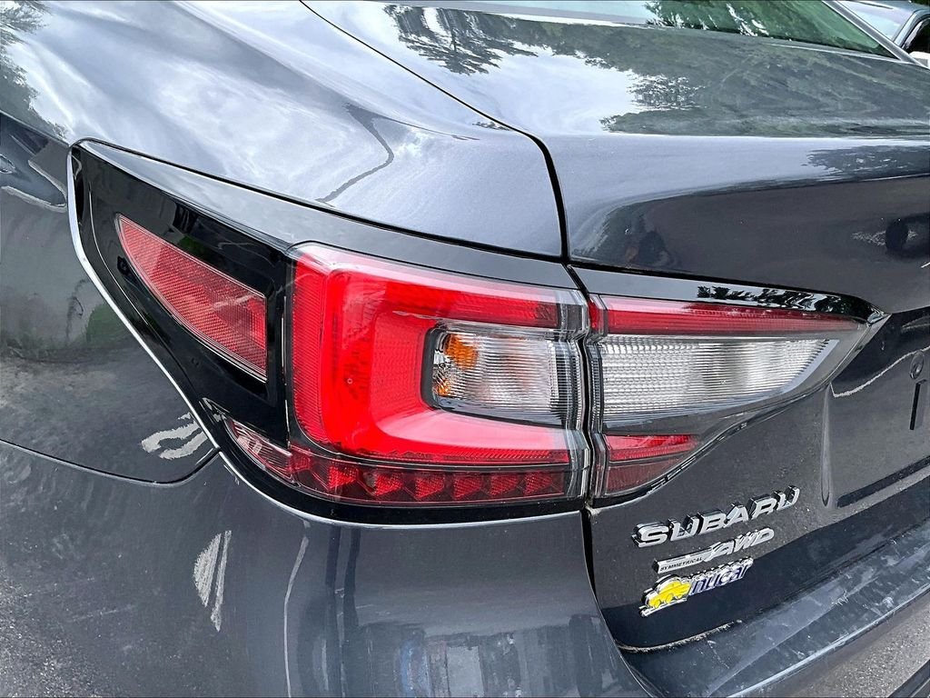 Used 2025 Magnetite Gray Metallic Subaru Premium image 33