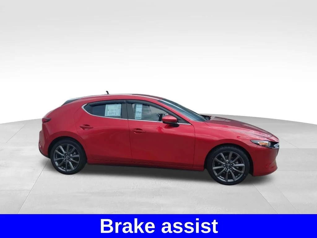 Used 2021 Red Mazda Select image 8
