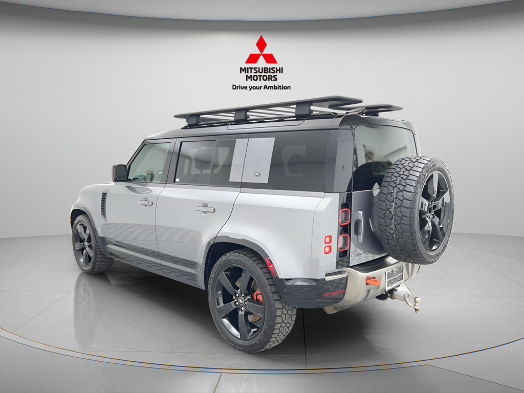 Used 2021  Land Rover X image 6