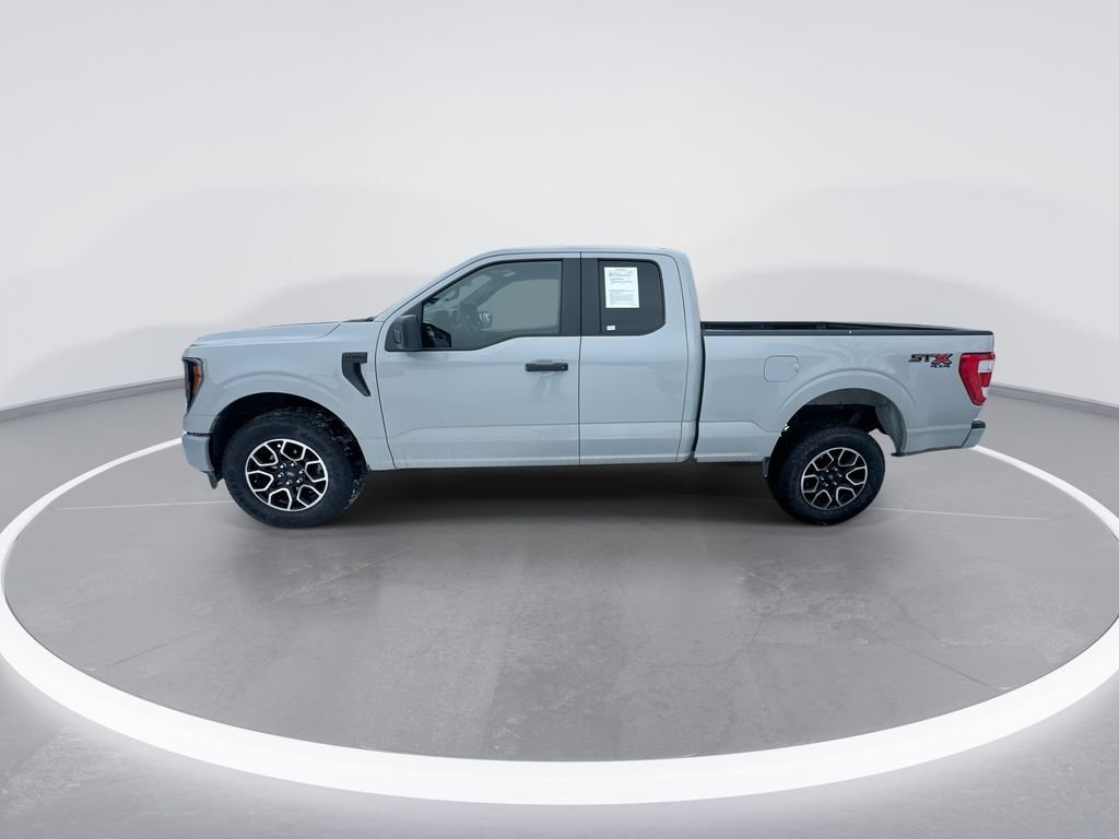 Used 2023 White Ford XL image 5