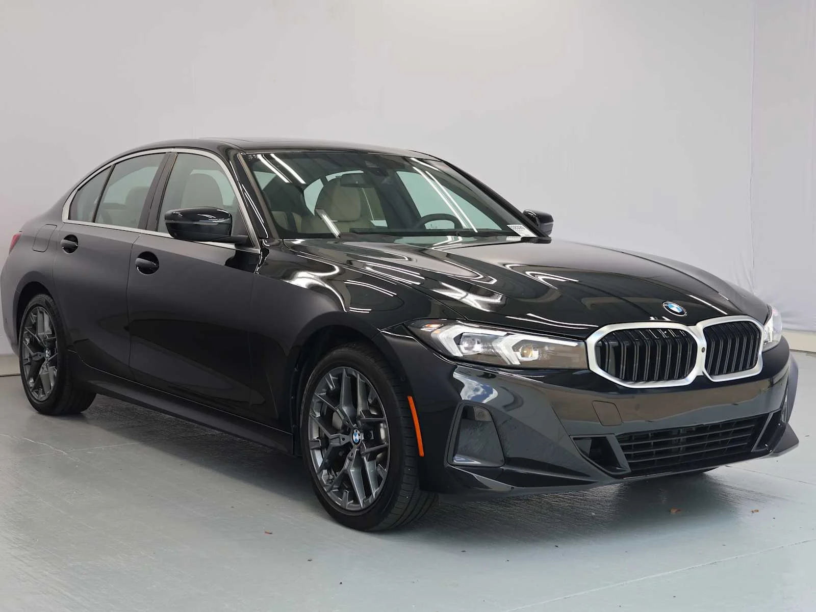 Certified Used 2026 Black Sapphire Metallic BMW 330i NA xDrive image 4