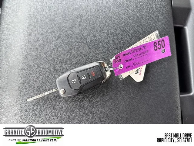 Used 2024 Grey Ford XLT image 27