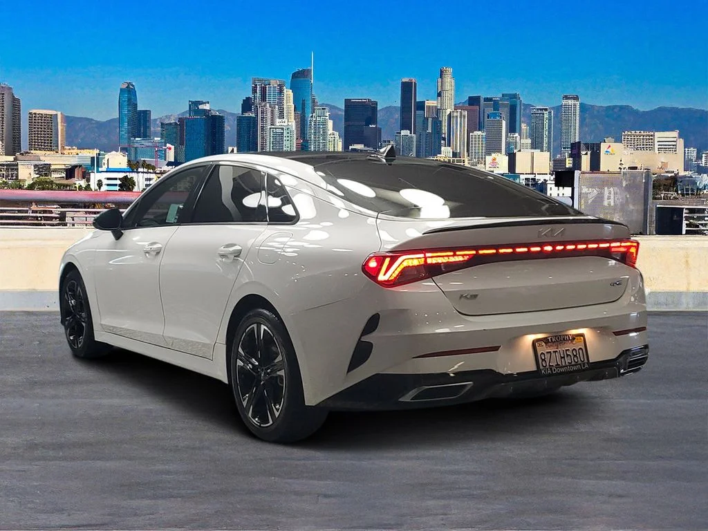 Used 2022 White Kia GT-Line image 5