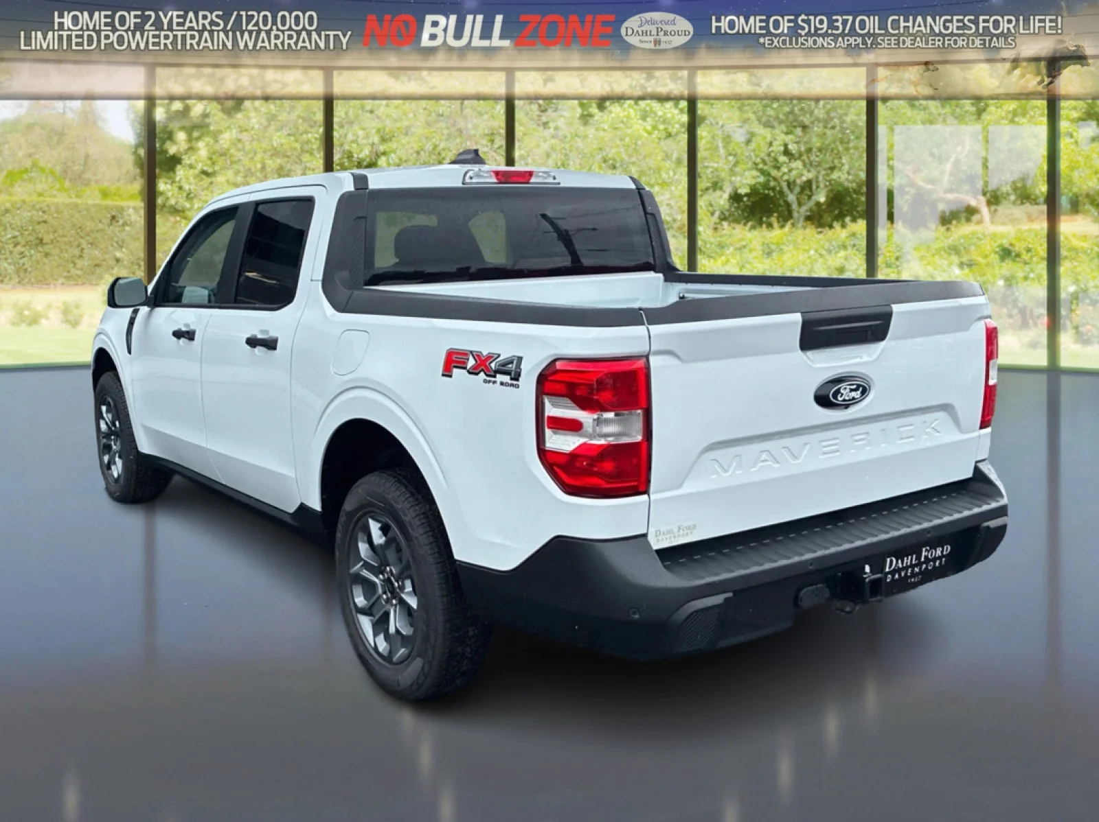 New 2026 Oxford White Ford XLT image 3