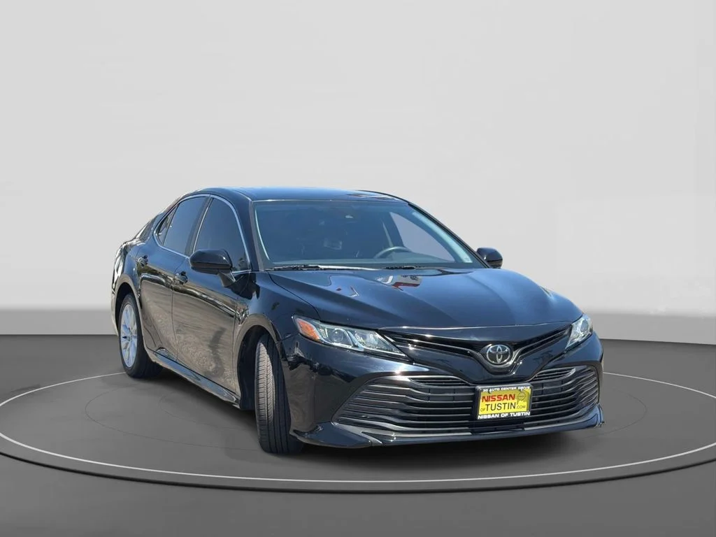 Used 2020 Midnight Black Metallic Toyota LE image 4