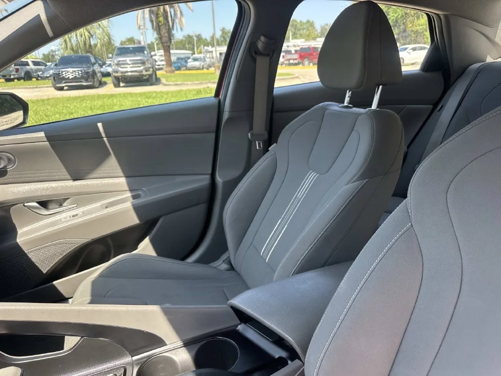 Used 2024 Red Hyundai SEL image 28