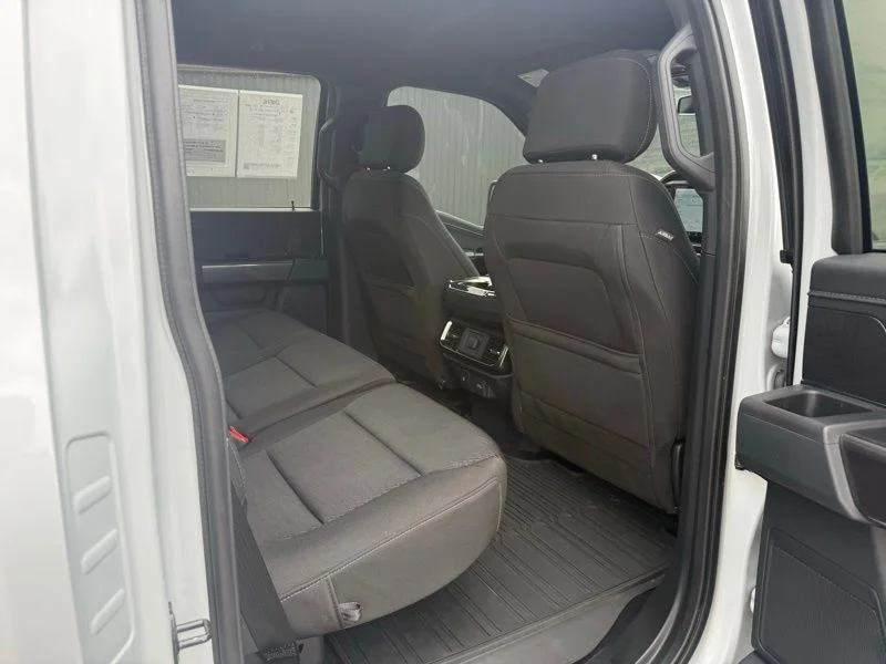 Used 2021 White Ford XLT image 13