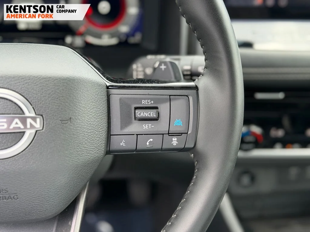 Used 2026 White Nissan SL image 11