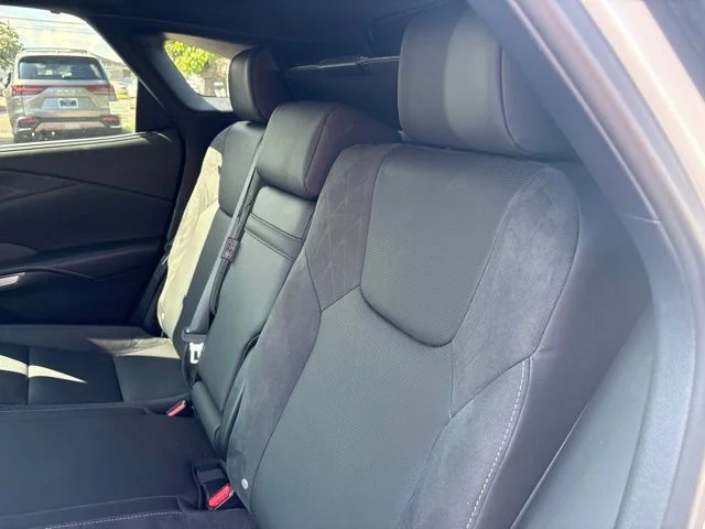 Used 2024 White Lexus 350 Luxury image 4