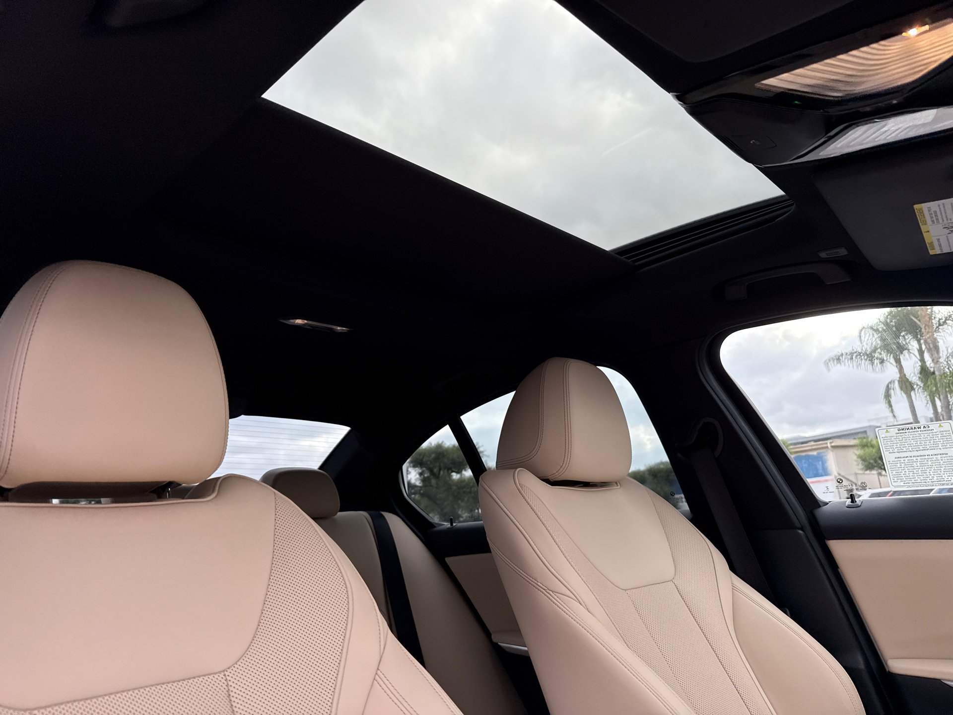 Used 2025 Alpine White BMW 330i image 13
