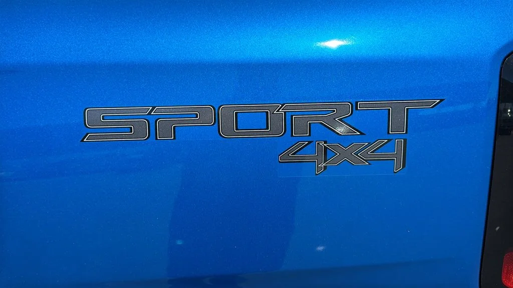 New 2026 Velocity Blue Metallic Ford XLT image 6