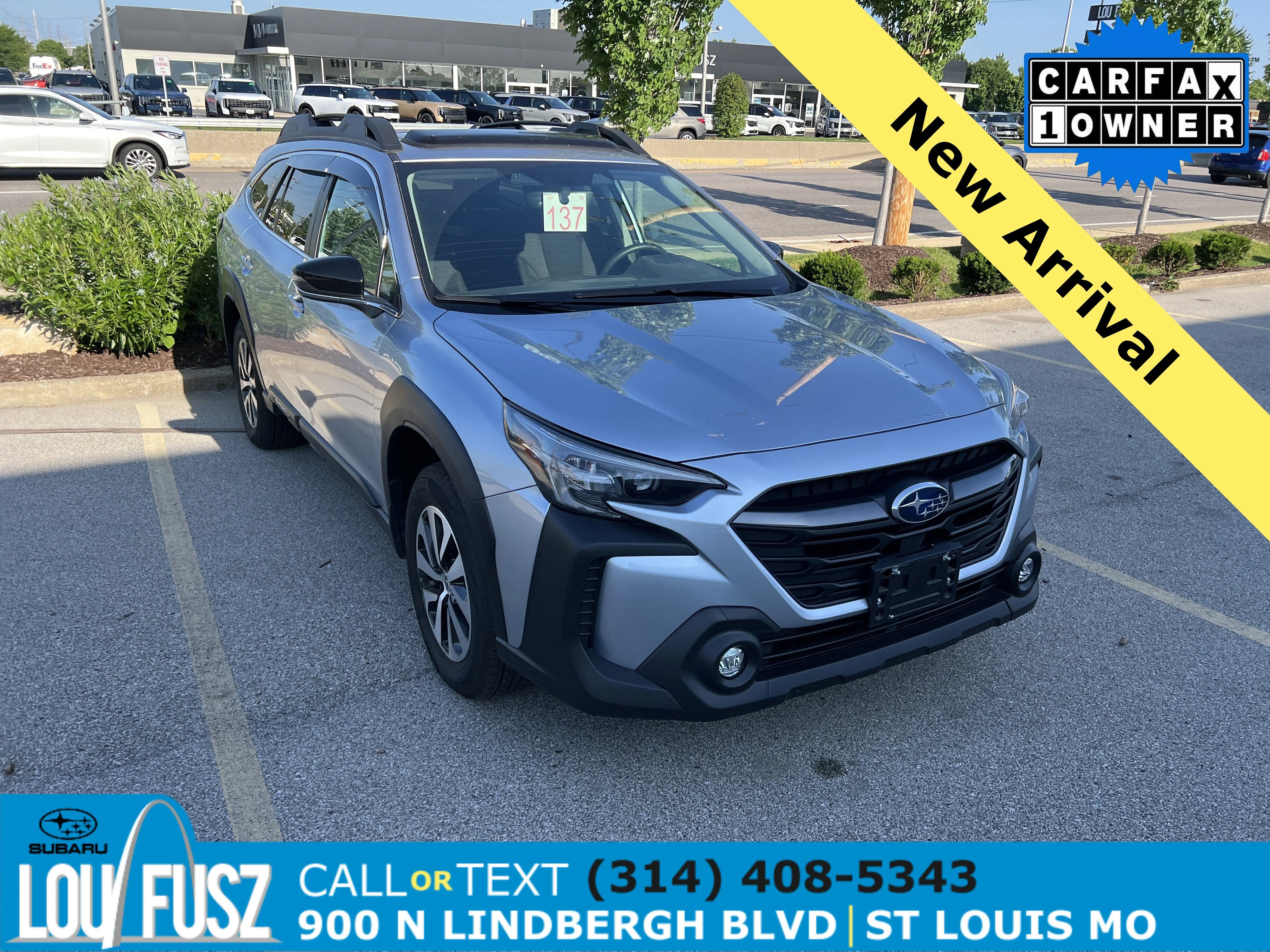 2025 Subaru Outback Premium's photo
