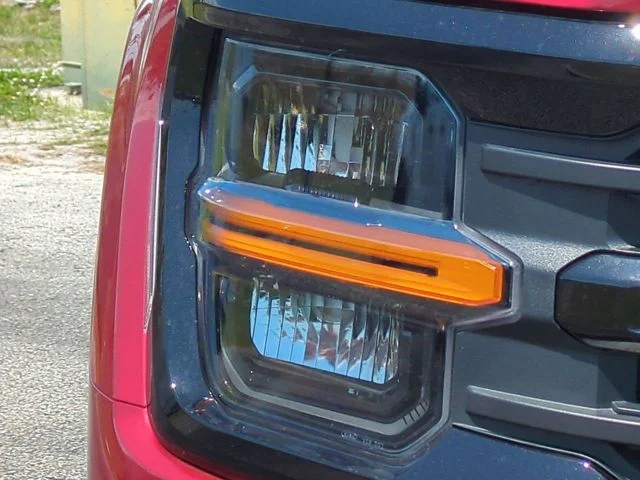 New 2026 Ruby Red Metallic Tinted Clearcoat Ford XLT image 10