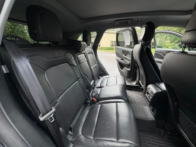 Used 2020 Magnetic Gray Lincoln Reserve image 17