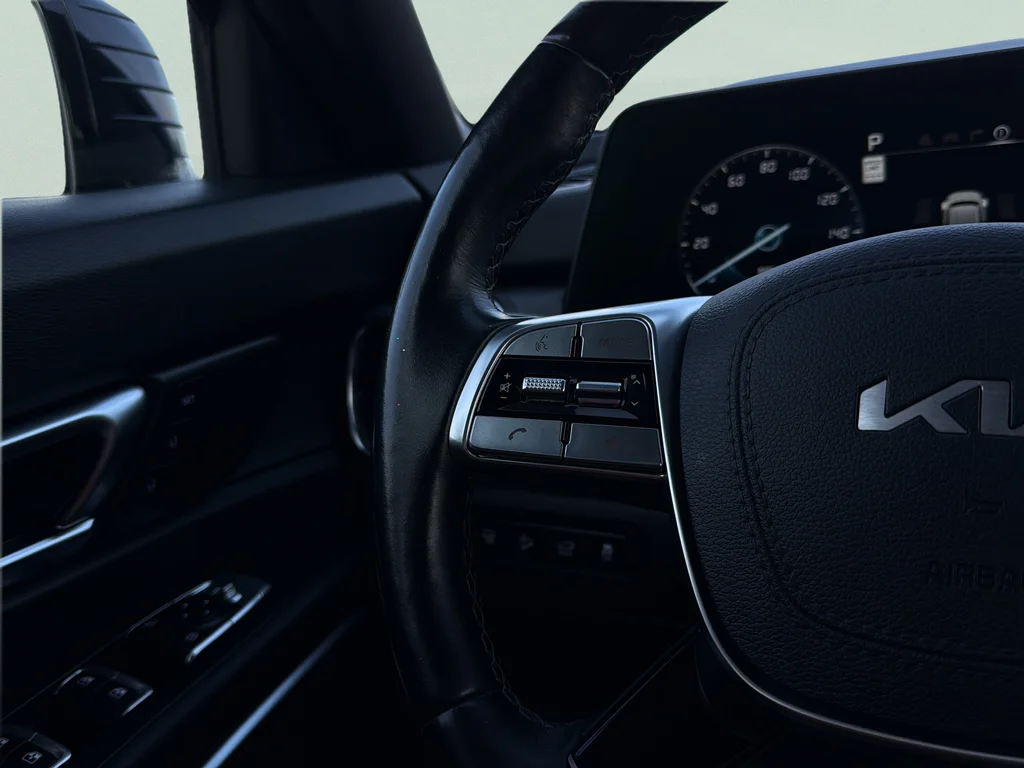Certified Used 2023 Ebony Black Kia SX X-Line image 17