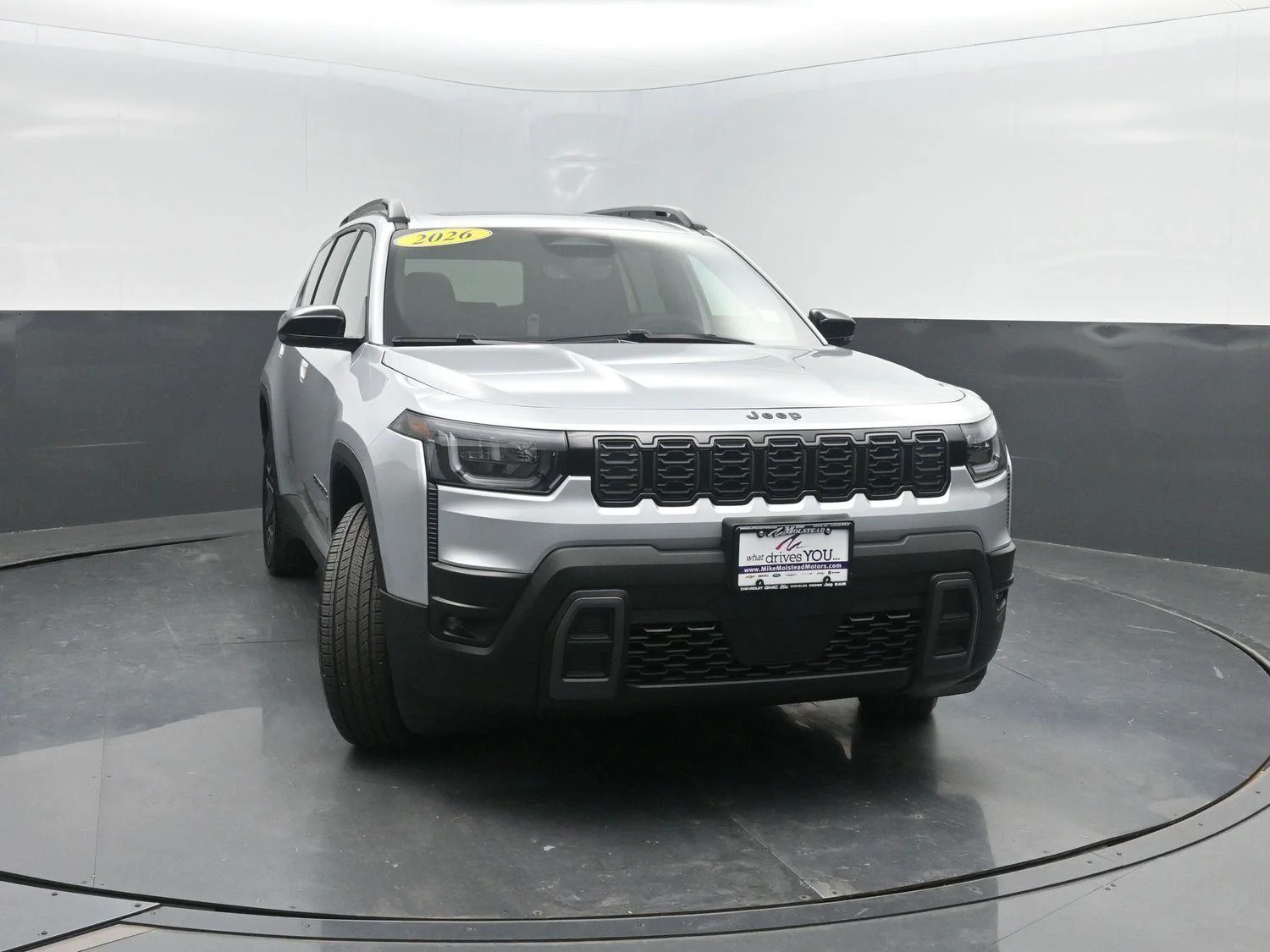 New 2026 Silver Zynith Clear-Coat Exterior Paint Jeep Laredo image 43