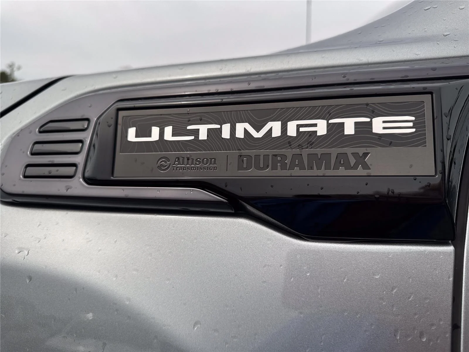 Used 2024 Sterling Metallic GMC Denali Ultimate image 40