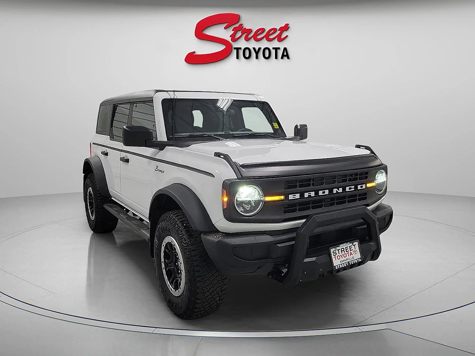 Used 2022 White Ford  image 5