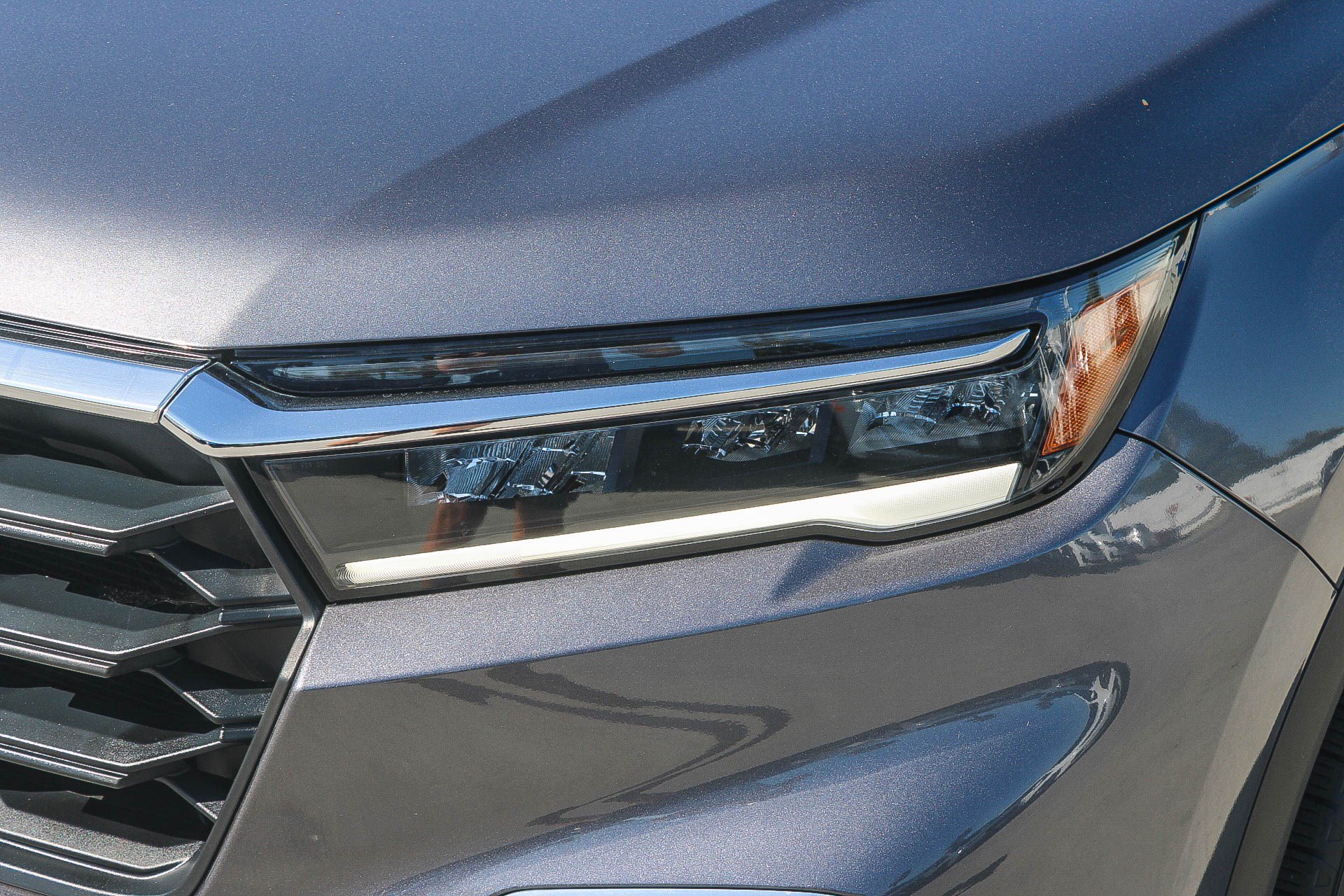 Certified Used 2023 Modern Steel Metallic Honda AWD EX-L image 31