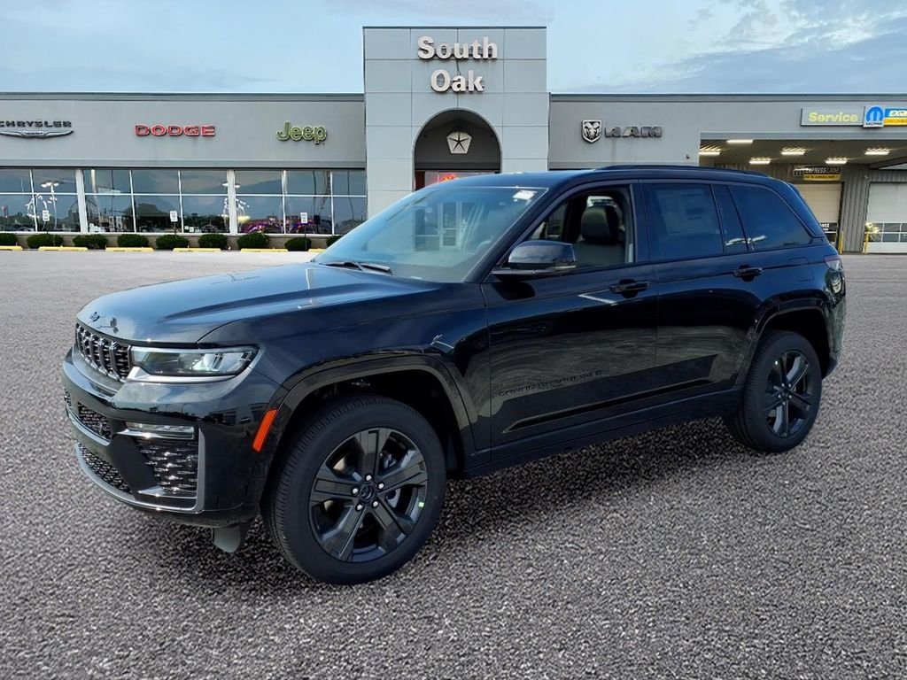 New 2027 High-Gloss Black Paint Jeep Limited Reserve image 4