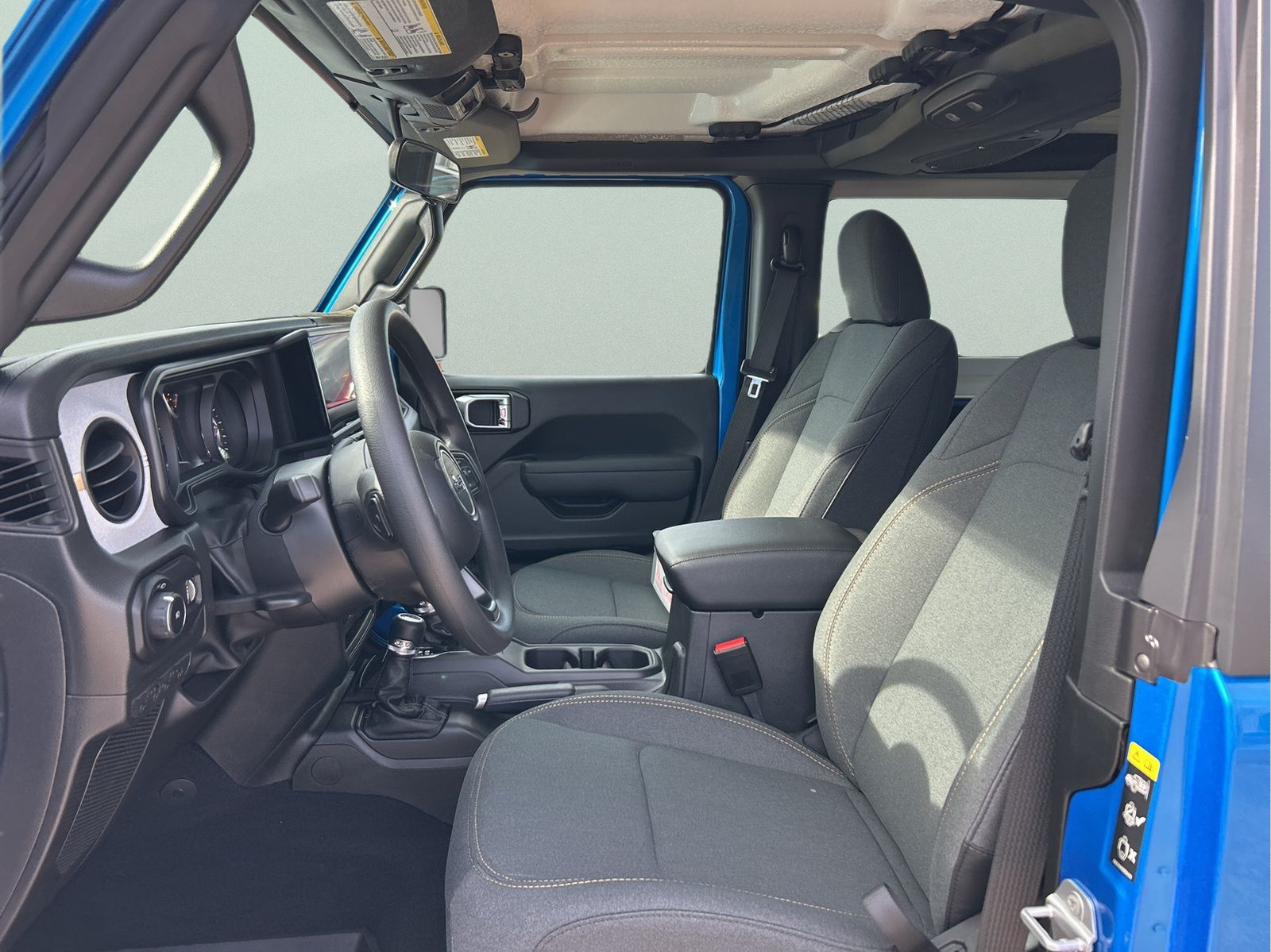 New 2026 Hydro Blue Pearl-Coat Exterior Paint Jeep Sport image 20