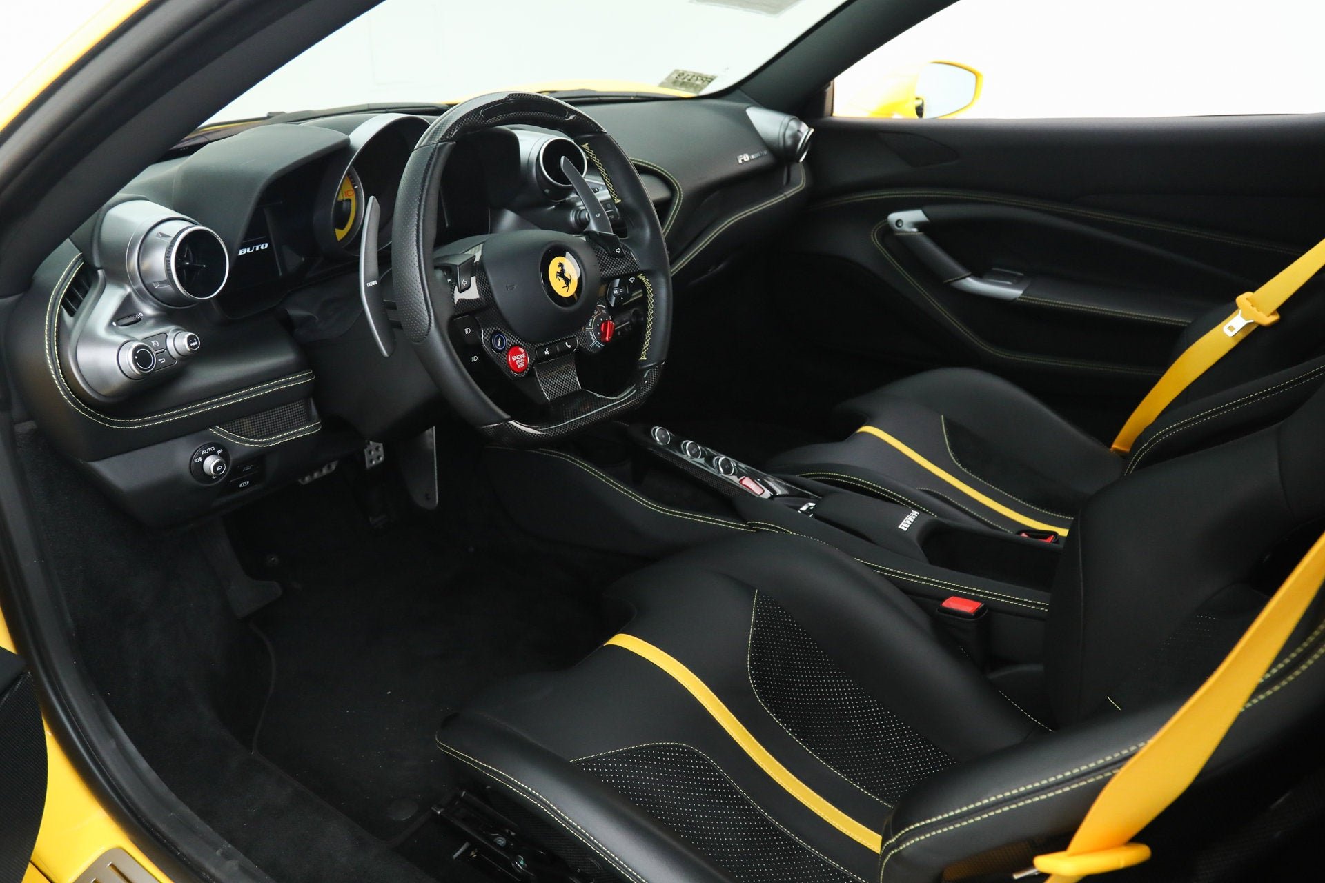Certified Used 2022 Yellow Ferrari  image 2