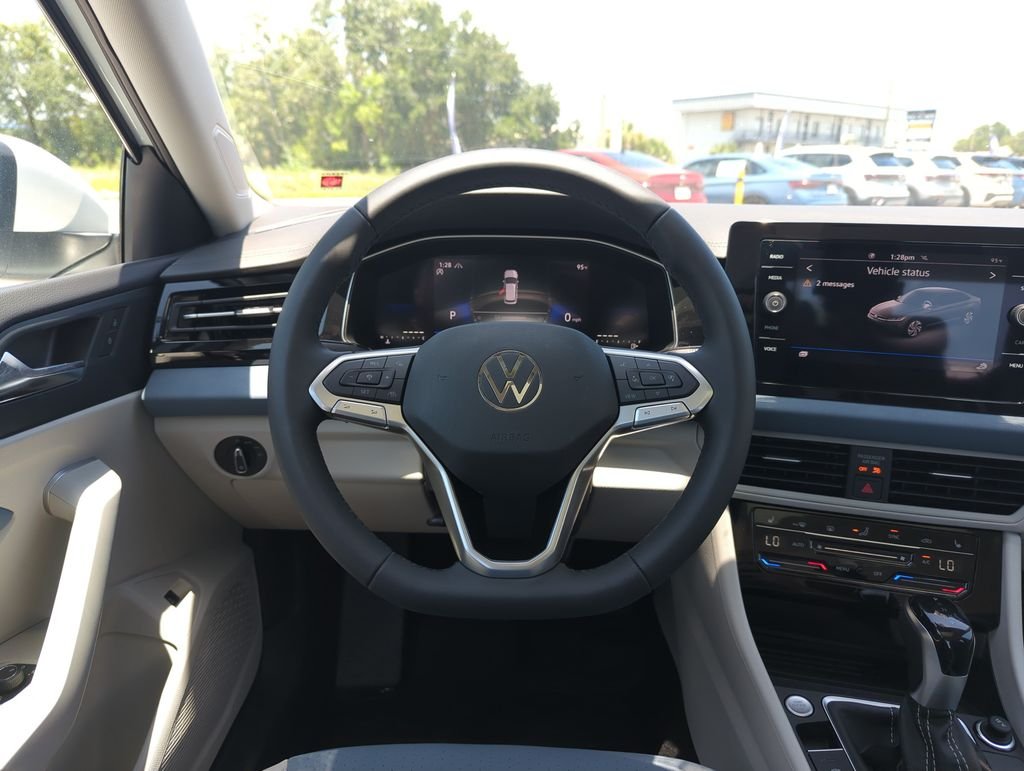 New 2026 White Volkswagen 1.5T SE image 17