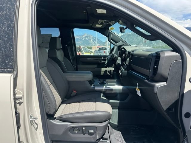 New 2026 White Sands Chevrolet ZR2 image 29