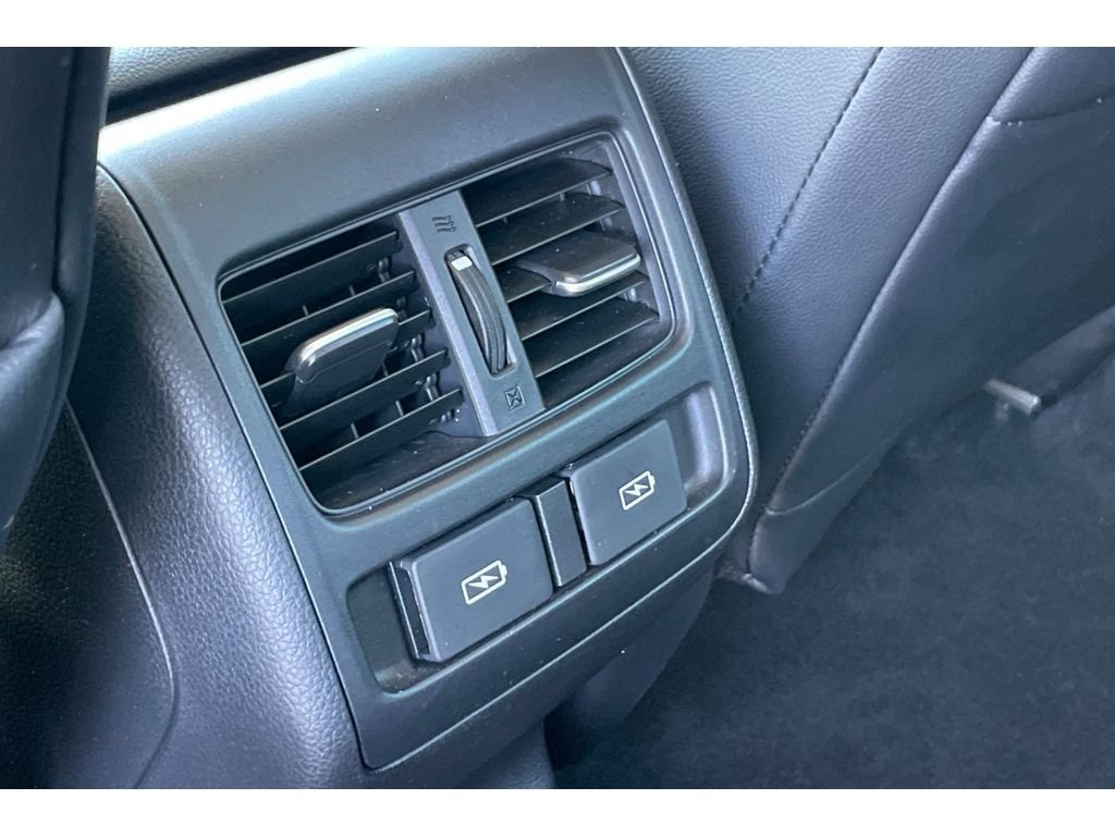 Used 2022 Sonic Gray Pearl Honda Touring image 40