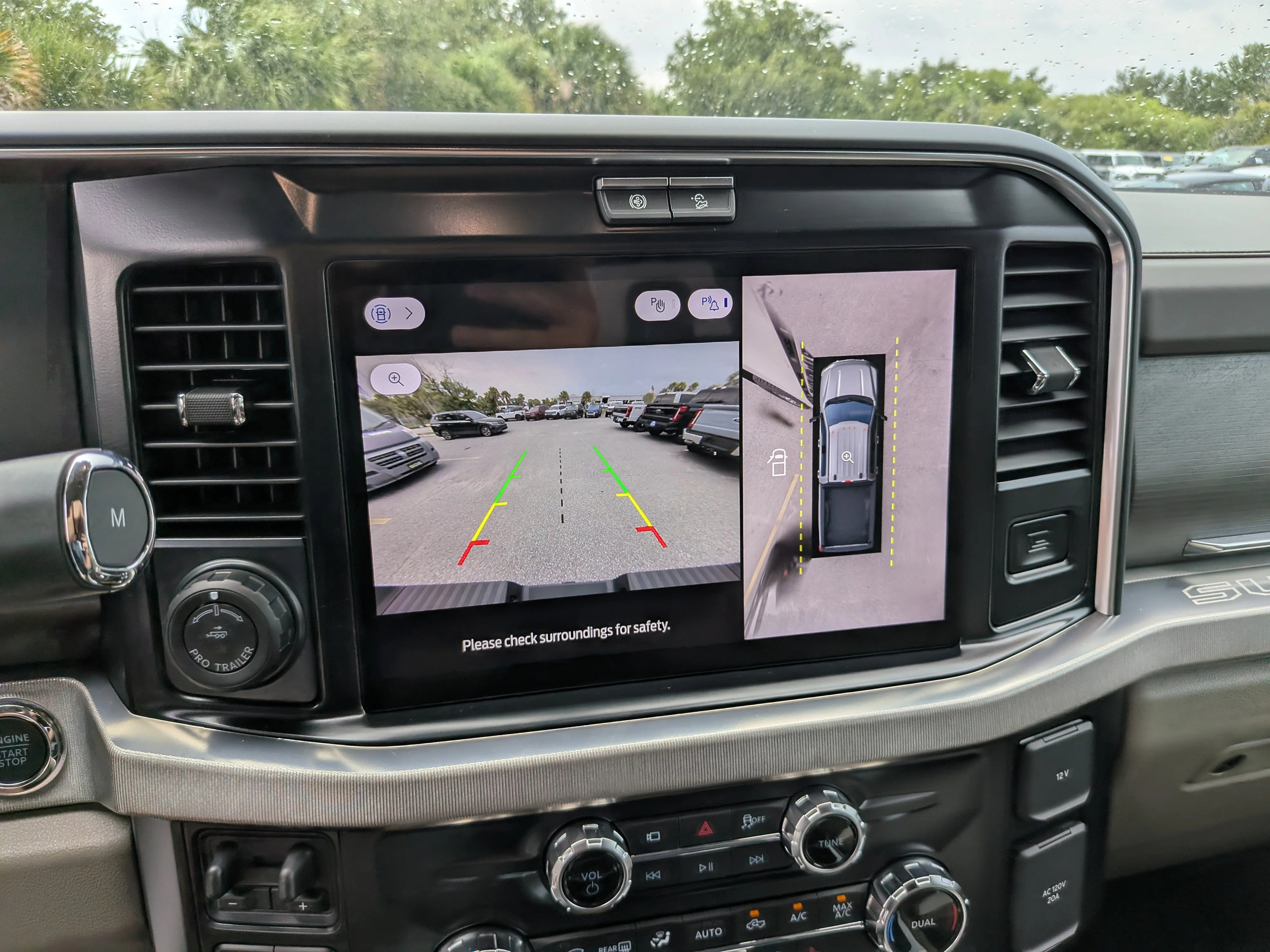 New 2026 Star White Metallic Tri-Coat Ford F-250® Platinum® image 24