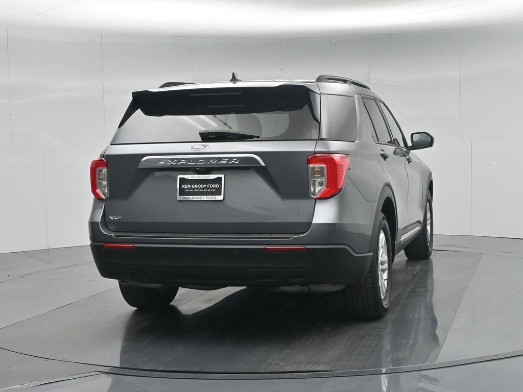 Certified Used 2023 Gray Ford XLT image 58