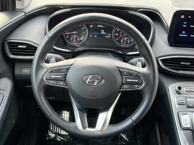 Used 2023 Black Hyundai SEL image 20