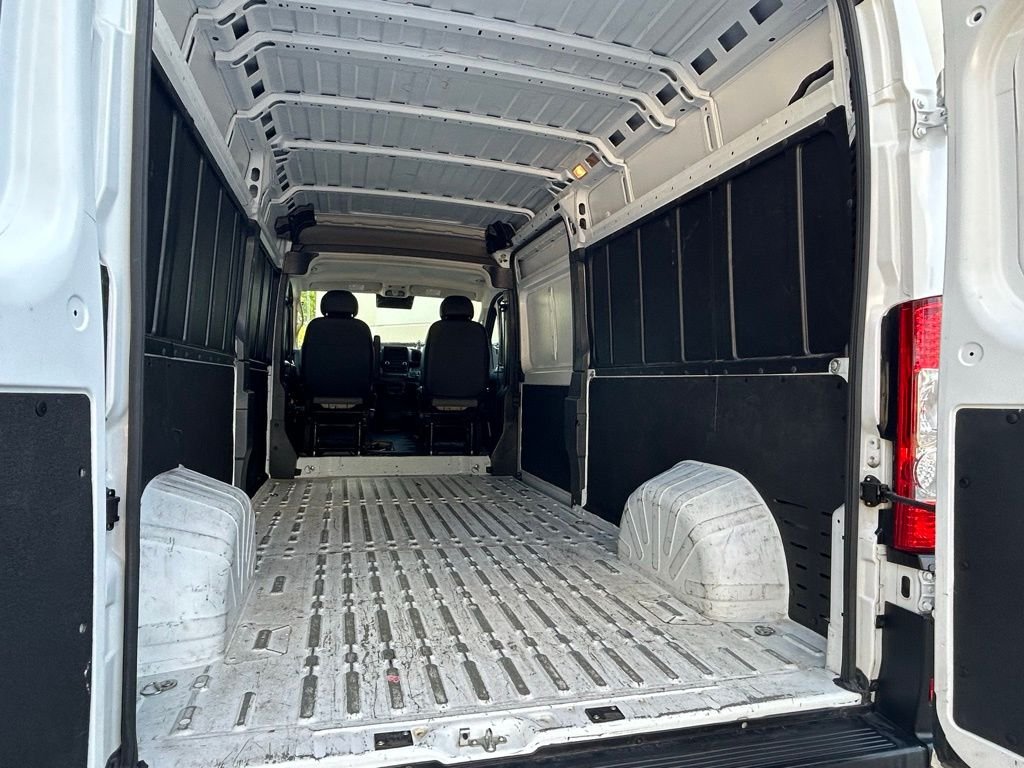 Used 2023 White Ram High Roof image 38