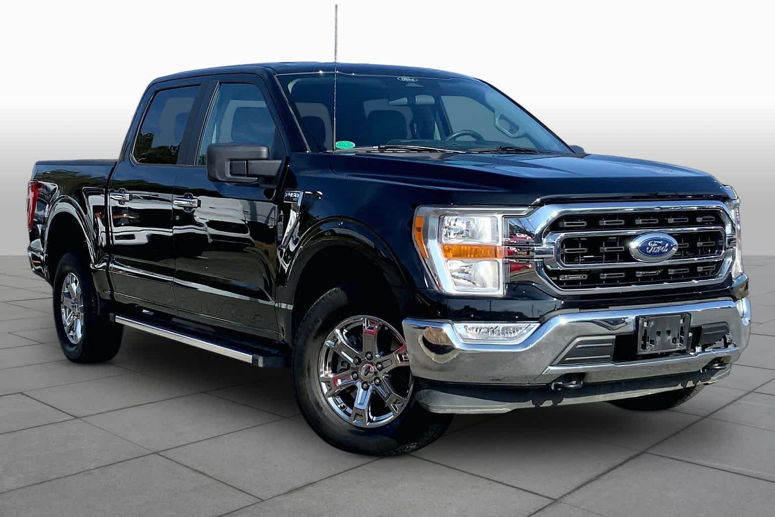 Used 2022 Agate Black Metallic Ford XLT image 5