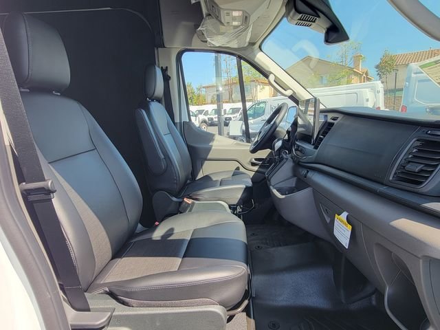 New 2026 Oxford White Ford Cargo Van image 15