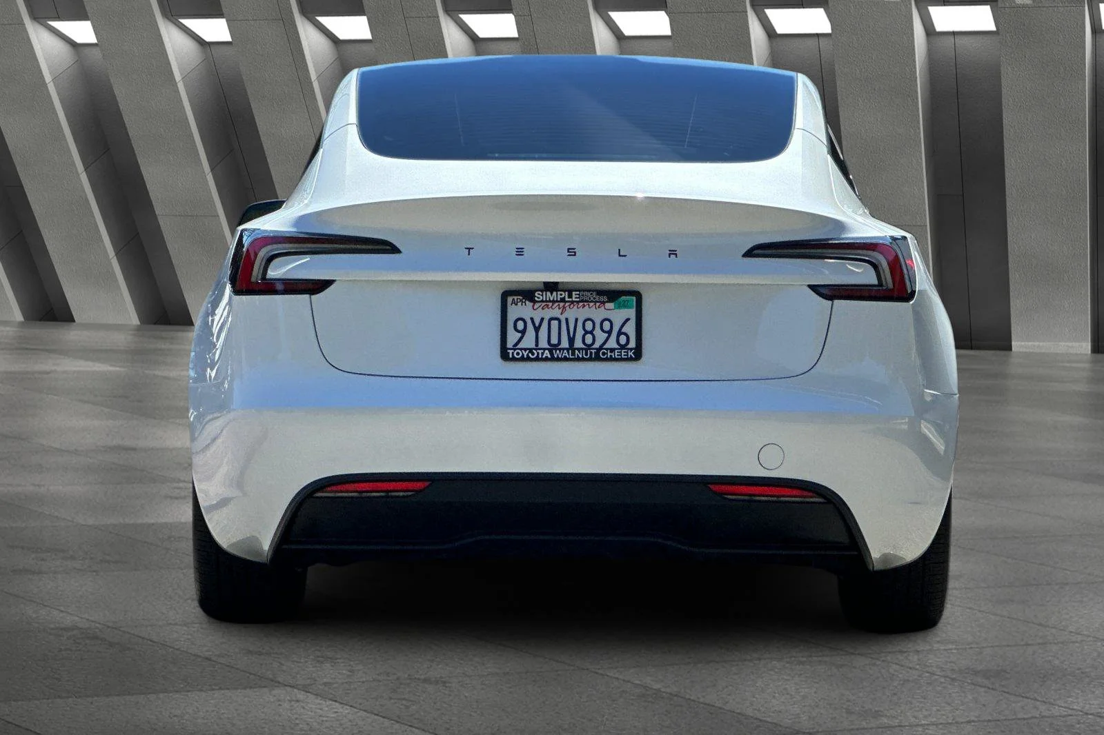 Used 2025 White Tesla Standard image 11