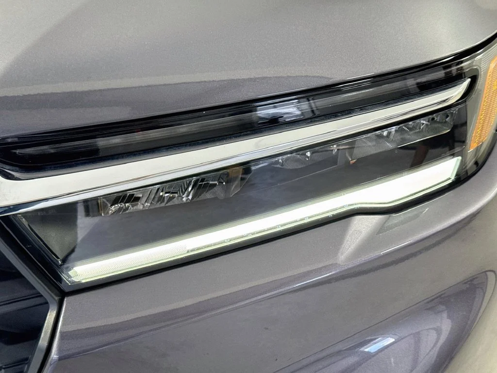 Certified Used 2025 Modern Steel Metallic Honda EX-L image 40