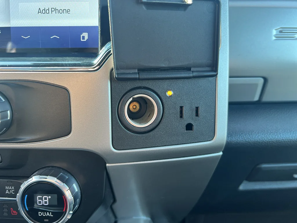 Used 2022 Carbonized Gray Metallic Ford LARIAT image 25