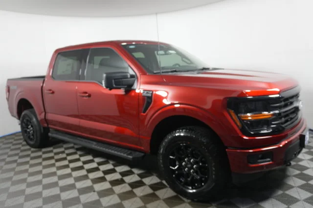 New 2026 Ruby Red Metallic Tinted Clearcoat Ford XLT image 1