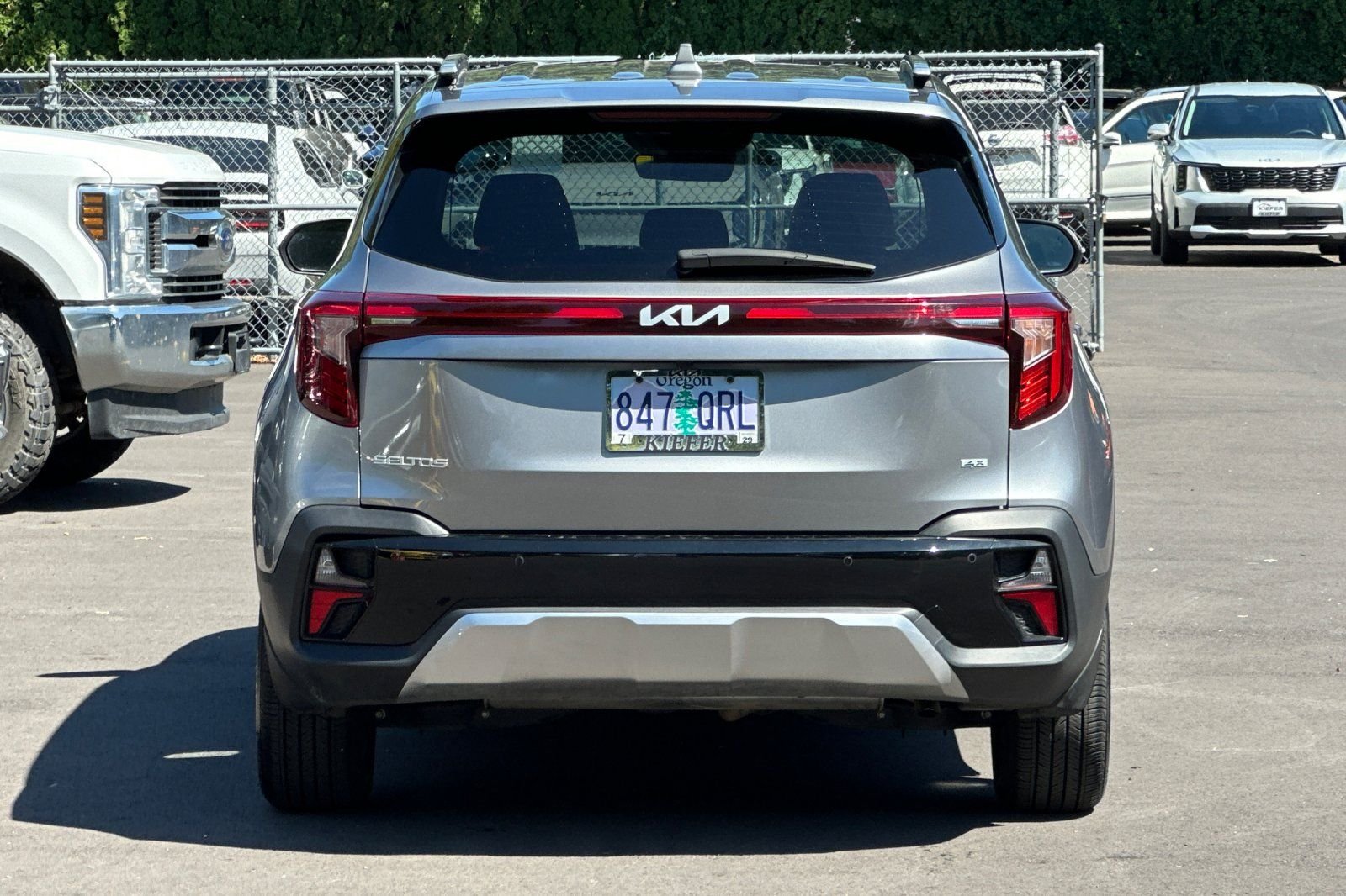 Used 2025 Gray Kia EX image 5