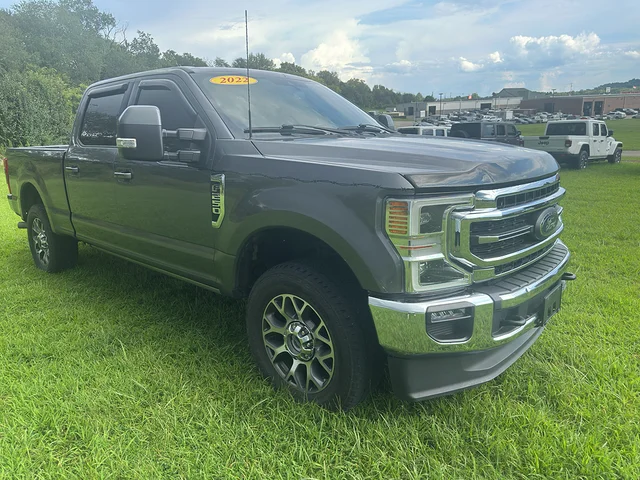 Pre-Owned 2022 Ford Super Duty F-250 SRW Lariat With Navigation