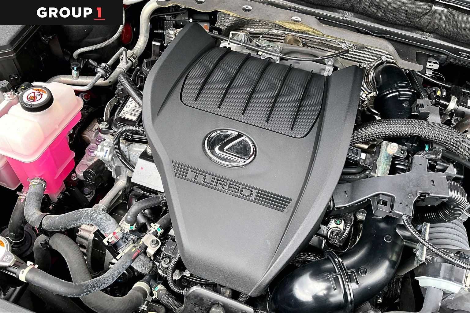 Used 2023 Matador Red Mica Lexus Premium image 30