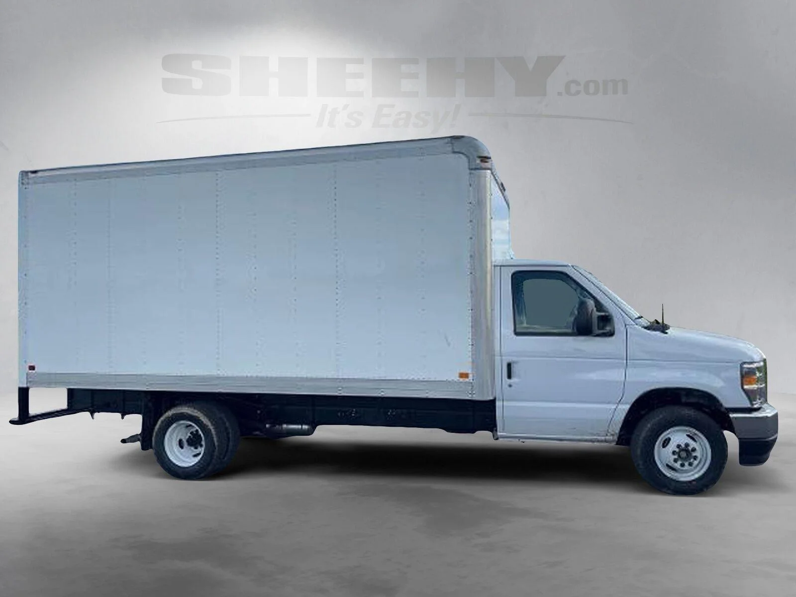 New 2027 Oxford White Ford XL image 5