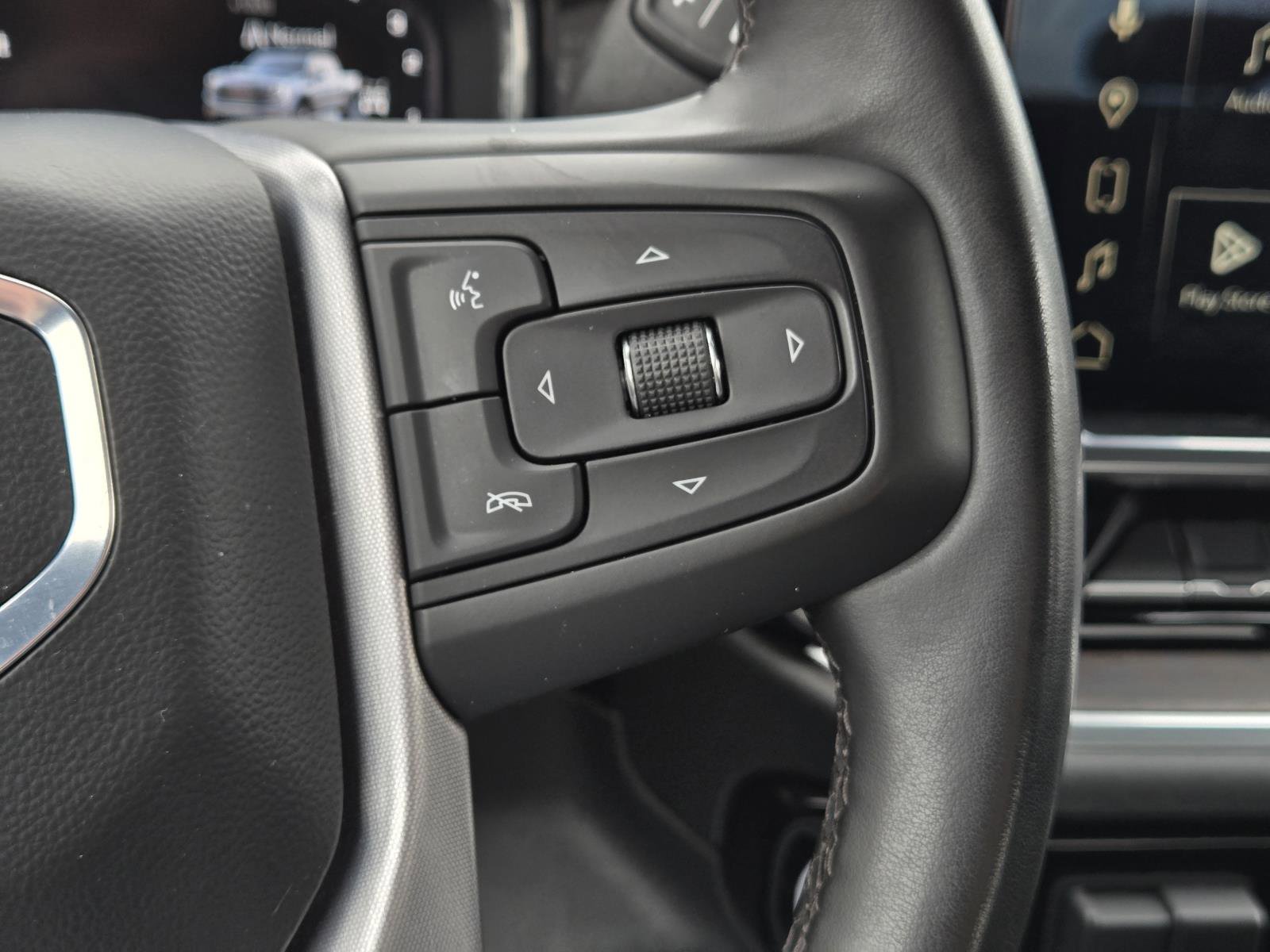 Used 2025 Summit White GMC SLT image 13