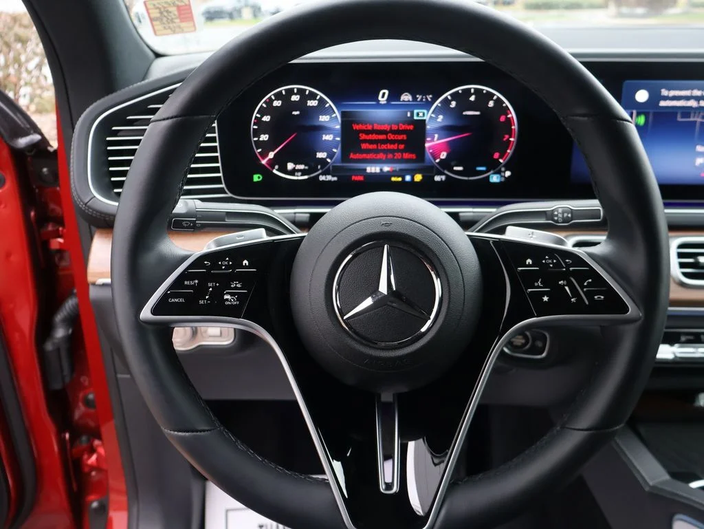 Used 2025 MANUFAKTUR Cardinal Red Mercedes-Benz GLE 450 image 32