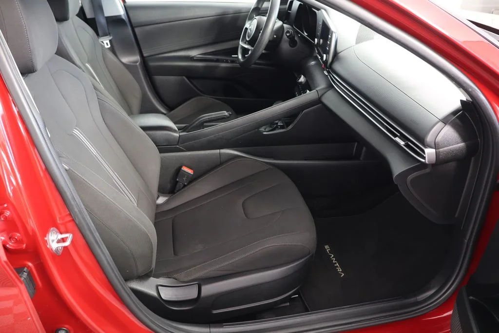Used 2021 Red Hyundai SEL image 22