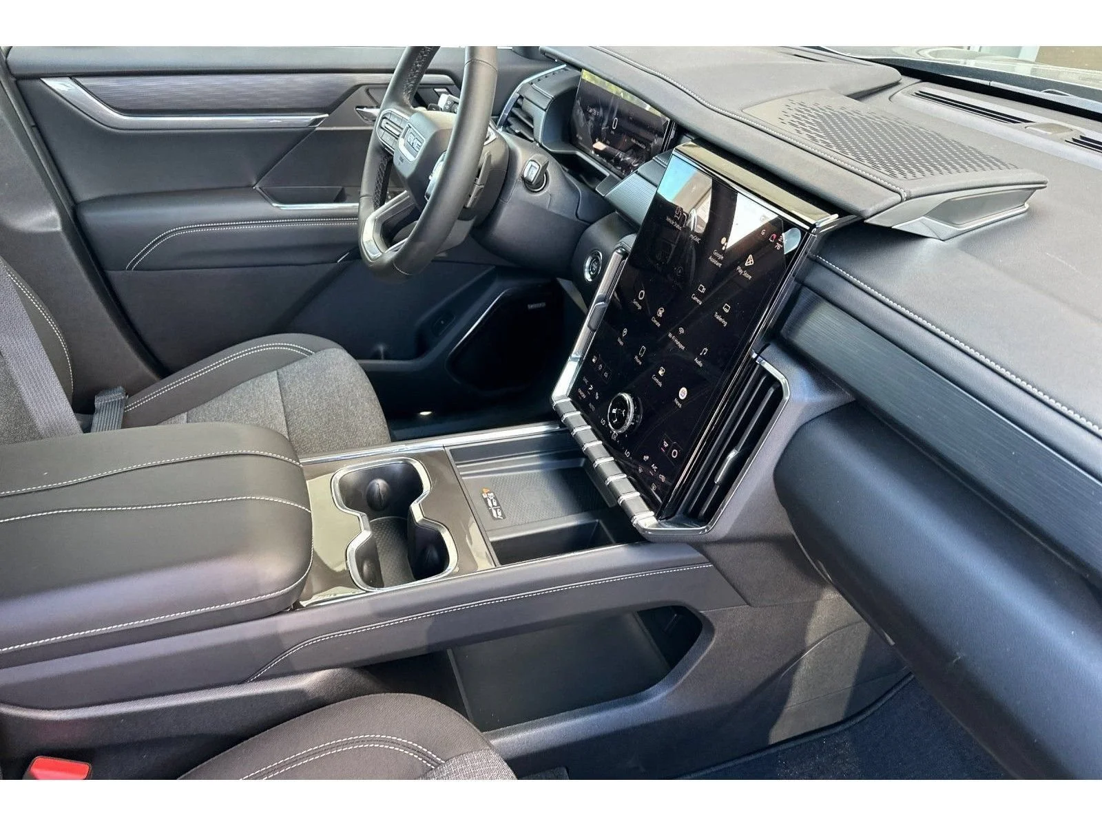 2026 GMC Acadia Elevation - Photo 16