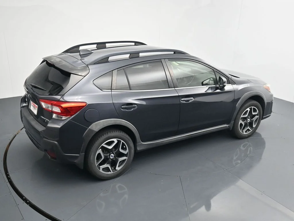 Used 2018 Gray Subaru 2.0i Limited image 31
