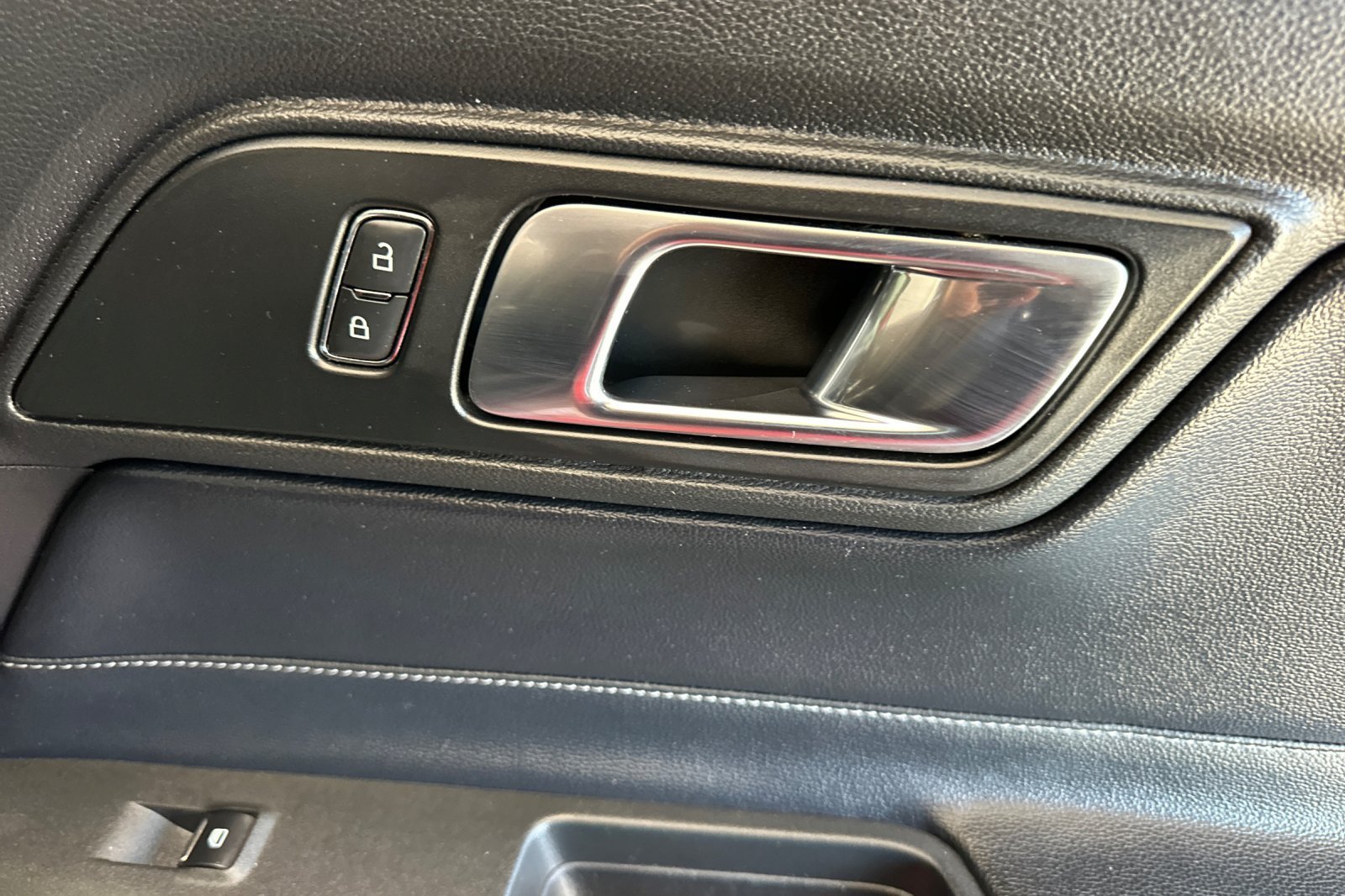 Used 2021 Red Ford EcoBoost Premium image 17